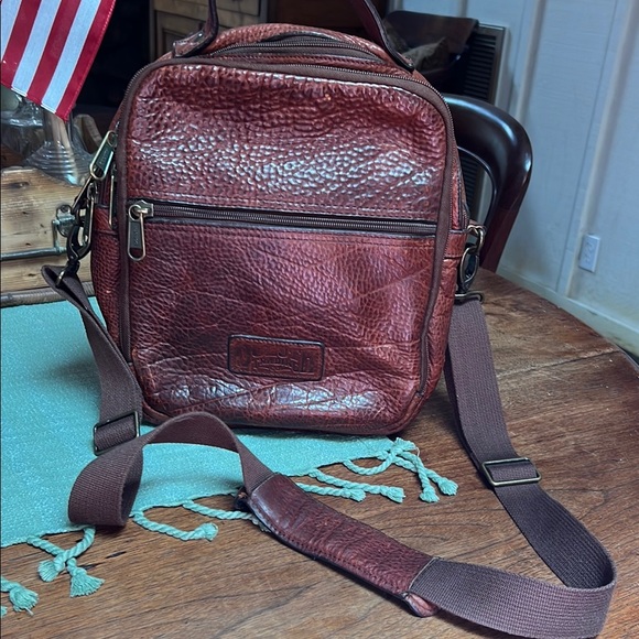 Duluth Trading Co Brown Travel Bag with Adjustable Strap - Picture 1 of 9